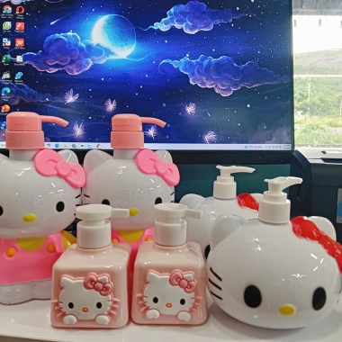 Bộ Chai Chiết Kitty Đa Dạng Hình Dạng - Siêu Dễ Thương, Tiện Dụng, Giá Chỉ 60.000 VND