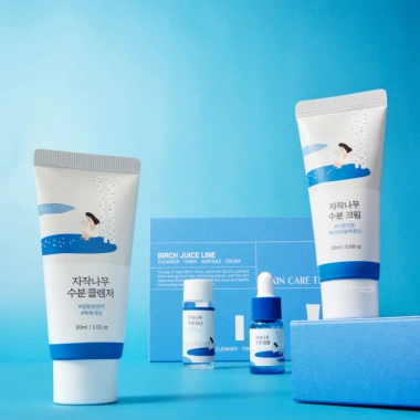 Bộ chăm sóc da mini dưỡng ẩm ROUND LAB Birch Juice Trial Kit giảm giá 401.000