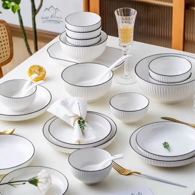 Bộ chén đĩa bát sứ hoa văn trắng viền cao cấp loại 1 - Giá ưu đãi 300k