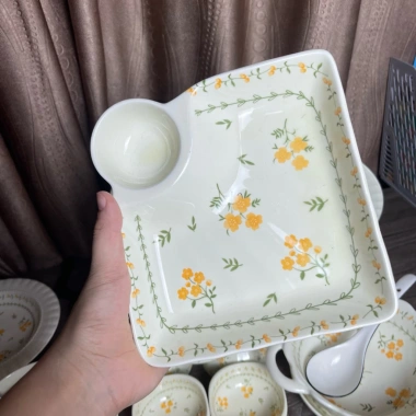 Bộ chén đĩa hoa văn Hoa Cúc Vàng gốm sứ cao cấp 20 món (2 tô) chỉ 200.000 VND