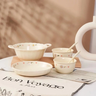 Bộ chén sú, đĩa, thố, tô, ly hoa kem - Giá 20.580₫, dụng cụ ăn cơm gia đình