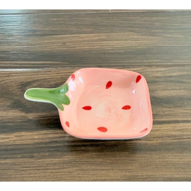 Bộ chén sứ, đĩa, thố, tô, ly họa tiết dâu tây - Đồ ăn đáng yêu, giá 25.000 VND 10 Bộ chén sứ, đĩa, thố, tô, ly họa tiết dâu tây - Đồ ăn đáng yêu, giá 25.000 VND 10