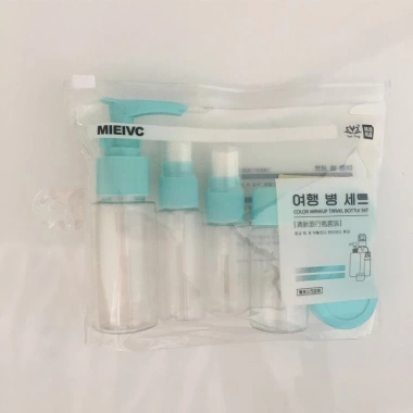 Bộ chiết mỹ phẩm 6 món du lịch - Dưỡng da toàn diện, giá chỉ 19.999₫ 5 Bộ chiết mỹ phẩm 6 món du lịch - Dưỡng da toàn diện, giá chỉ 19.999₫ 5
