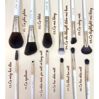 Bộ cọ make up cá nhân 12 cây Laka lông mềm mịn - Giá ưu đãi 695.000₫ 3