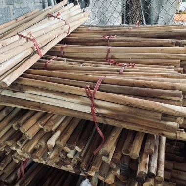 Bó Cọc Gỗ 20 Thanh Keo Tròn 30mm*130cm - Giàn Leo Cây, Deco Thôn Quê, Giá chỉ 90.000₫