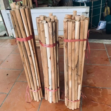Bó Cọc Gỗ 20 Thanh Keo Tròn 30mm*130cm - Giàn Leo Cây, Deco Thôn Quê, Giá chỉ 90.000₫