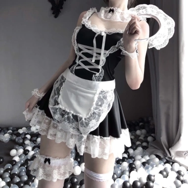 Bộ cosplay cô hầu gái F85 - Thiết kế sexy, chất liệu mềm, giảm 23% còn 75.000₫ 3 Bộ cosplay cô hầu gái F85 - Thiết kế sexy, chất liệu mềm, giảm 23% còn 75.000₫ 3