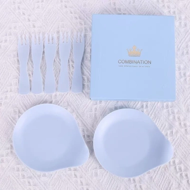 Bộ dao đĩa nĩa nhựa ăn bánh sinh nhật, bánh kem đa màu Giá chỉ 39.000đ 5