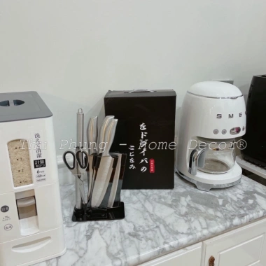 Bộ dao kéo Nhật PTLUXURY 5 món + đế sang trọng – Nhập khẩu, giá ưu đãi 179.000₫
