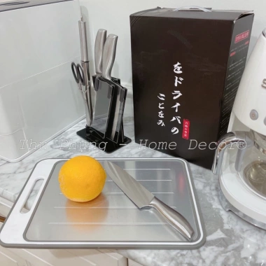 Bộ dao kéo Nhật PTLUXURY 5 món + đế sang trọng – Nhập khẩu, giá ưu đãi 179.000₫