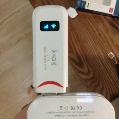 Bộ định tuyến không dây 4G LTE USB Dongle 150Mbps - Di động, băng thông rộng, Thẻ SIM, chuyển đổi WiFi, 185.000đ 4 Bộ định tuyến không dây 4G LTE USB Dongle 150Mbps - Di động, băng thông rộng, Thẻ SIM, chuyển đổi WiFi, 185.000đ 4