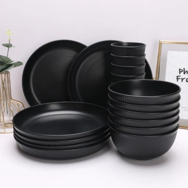Bộ Đồ Ăn Ngoài Trời 3 Cái NLINNI: Dao, Kéo, Đĩa Nhựa Đen Sọc Dọc Chống Rơi, Bát & Cốc Thân Thiện - Giá 59.400₫