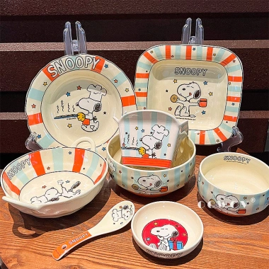 Bộ Đồ Ăn Snoopy Đồng Thương Hiệu 2.025 - Bát Gốm, Đĩa Salad, Bát Cơm, Thìa - Quà Tặng Gia Đình Giá 212.300 VND 2