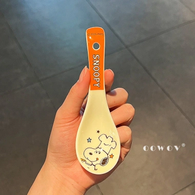 Bộ Đồ Ăn Snoopy Đồng Thương Hiệu 2.025 - Bát Gốm, Đĩa Salad, Bát Cơm, Thìa - Quà Tặng Gia Đình Giá 212.300 VND 8