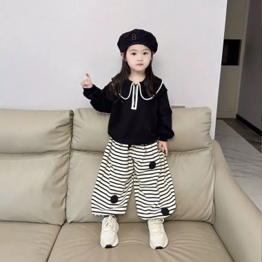 Bộ đồ áo nỉ bé gái Hàn Quốc phong cách mới, quần sọc xuân thu - Giảm giá 17% còn 256.973 VND