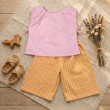 Bộ Đồ Bé Gái Áo Sát Nách Nơ Sườn + Quần Cotton Caro - Mát Mẻ, Thoải Mái, Giá 135k 3