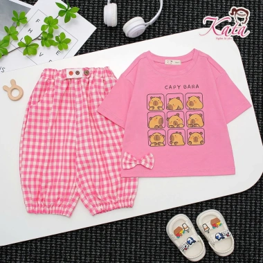 Bộ đồ bé gái áo thun Capybara và quần caro cotton thoáng mát, dễ thương, giá ưu đãi 188k
