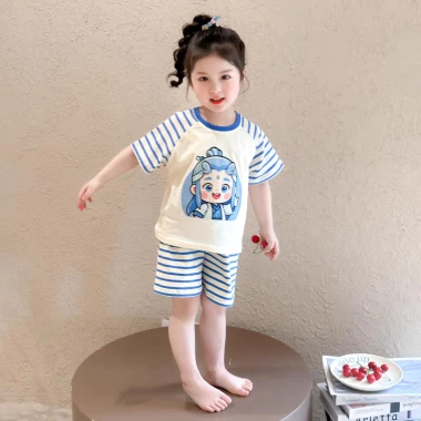 Bộ đồ bé gái mùa hè - Áo ngắn tay hoạt hình siêu dễ thương, giảm giá chỉ 181.141₫