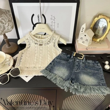 Bộ đồ bé gái tay ngắn mùa hè phong cách mới Rỗng Denim giá chỉ 406.548 VND