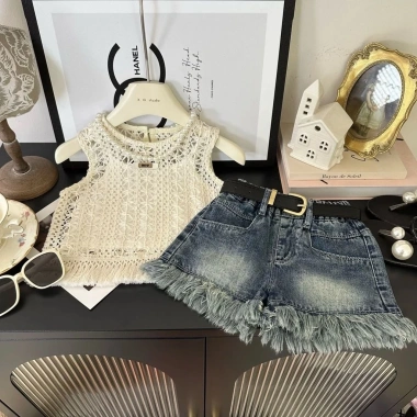 Bộ đồ bé gái tay ngắn mùa hè phong cách mới Rỗng Denim giá chỉ 406.548 VND