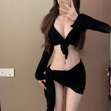 Bộ đồ bơi bikini 4 chi tiết sexy, quyến rũ, đệm ngực QCCC mùa hè 2.024 giá 159.000 VND 4 Bộ đồ bơi bikini 4 chi tiết sexy, quyến rũ, đệm ngực QCCC mùa hè 2.024 giá 159.000 VND 4