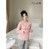 Bộ đồ mặc nhà Karoll áo cotton và quần thô dài trẻ trung Giá chỉ 315.250₫ 5