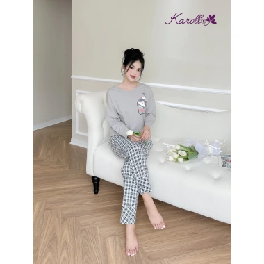 Bộ đồ mặc nhà Karoll áo cotton và quần thô dài trẻ trung Giá chỉ 315.250₫