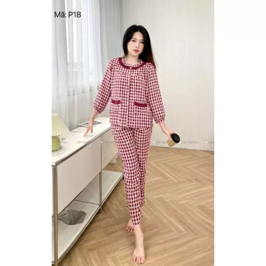 Bộ đồ mặc nhà nữ kẻ caro SUNA cổ nhún bèo, cotton mềm mịn, thấm hút mồ hôi - 231,400₫ 10 Bộ đồ mặc nhà nữ kẻ caro SUNA cổ nhún bèo, cotton mềm mịn, thấm hút mồ hôi - 231,400₫ 10