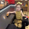 Bộ đồ mùa hè bé gái - Áo dây vàng, áo vest, quần ống rộng, giá ưu đãi 182k 8