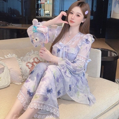 Bộ đồ ngủ dài tay cổ V ren, quần lửng công chúa - QCCC A12 giá ưu đãi 323k 2