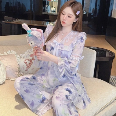 Bộ đồ ngủ dài tay cổ V ren, quần lửng công chúa - QCCC A12 giá ưu đãi 323k 6