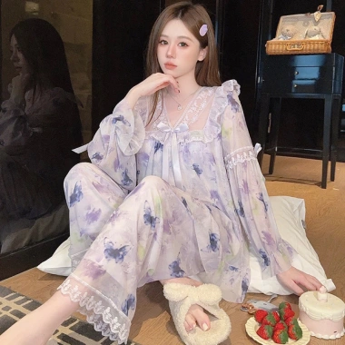 Bộ đồ ngủ dài tay cổ V ren, quần lửng công chúa - QCCC A12 giá ưu đãi 323k 7