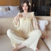 Bộ đồ ngủ dài tay cổ V ren, quần lửng công chúa - QCCC A12 giá ưu đãi 323k 10