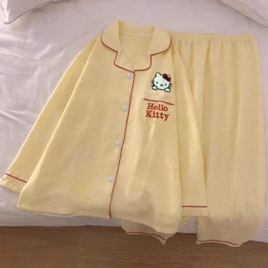 Bộ Đồ Ngủ Dài Tay Nữ Ô Vàng Hello Kitty - Cotton Mây Nhẹ, Bánh Bèo, Giá 155k