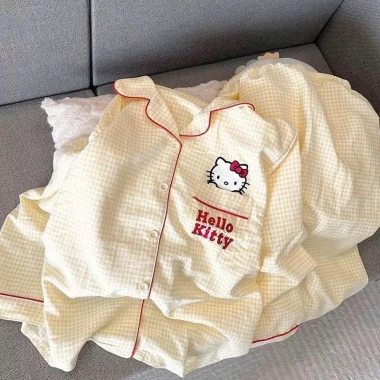 Bộ Đồ Ngủ Dài Tay Nữ Ô Vàng Hello Kitty - Cotton Mây Nhẹ, Bánh Bèo, Giá 155k