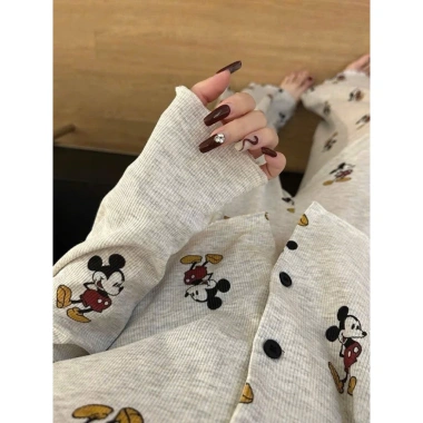 Bộ đồ ngủ gia đình Mickey hoa hồng xuân thu nữ 2.025 – phong cách mới dài tay, giá 173.000 VND 5