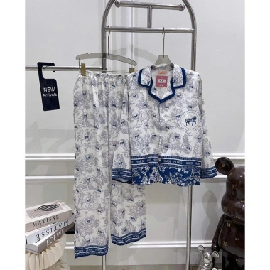 Bộ đồ ngủ JUSOKA pijama nữ dài tay LT25 Lụa Latin 3D Cao cấp thoải mái sang trọng giá chỉ 199.500 VND