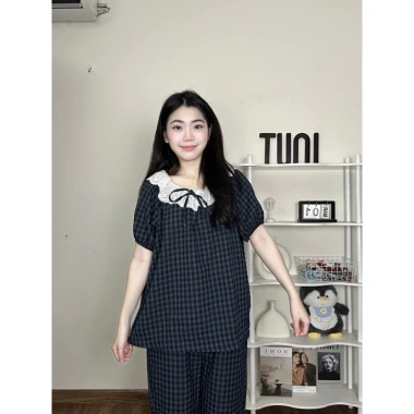 Bộ Đồ Ngủ Kẻ Caro Thắt Nơ Xinh Xắn - Áo Tay Cộc và Quần Dài Tuni.studio T09 Giá Ưu Đãi 125k 3