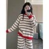 Bộ đồ ngủ lông cừu cao cấp họa tiết san hô sọc - ấm áp dày dặn, mặc thoải mái hàng ngày 2