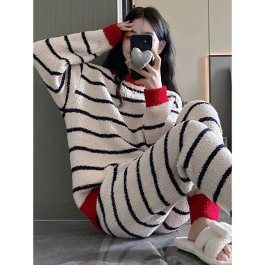 Bộ đồ ngủ lông cừu cao cấp họa tiết san hô sọc - ấm áp dày dặn, mặc thoải mái hàng ngày 8 Bộ đồ ngủ lông cừu cao cấp họa tiết san hô sọc - ấm áp dày dặn, mặc thoải mái hàng ngày 8