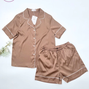 Bộ đồ ngủ lụa cộc tay, quần đùi Latin Pháp màu trơn - Giá ưu đãi 280.800₫ 6