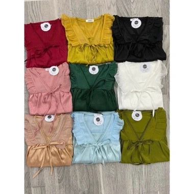 Bộ đồ ngủ nữ cổ V von ren, pijama tay dài, quần dài lụa xước, freesize 40-80kg, giảm còn 165.000 3 Bộ đồ ngủ nữ cổ V von ren, pijama tay dài, quần dài lụa xước, freesize 40-80kg, giảm còn 165.000 3