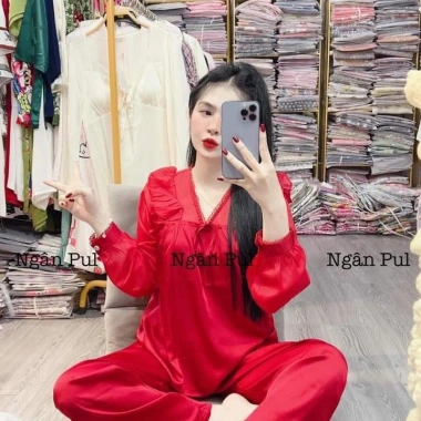 Bộ đồ ngủ nữ cổ V von ren, pijama tay dài, quần dài lụa xước, freesize 40-80kg, giảm còn 165.000
