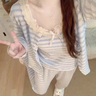 Bộ Đồ Ngủ Nữ Xuân Thu 2.025 - Sling Dài Tay Ba Mảnh, Miếng Lót Ngực, Thân Thiện Da