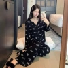Bộ đồ ngủ thu đông dài tay chất tăm, hoạ tiết hot trend 2.024, giá chỉ 178.000₫ 3