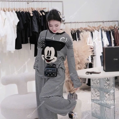 Bộ đồ nhà nữ sọc ngang tay, quần rộng in Mickey – Tiểu thư dễ thương giá 259k