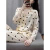 Bộ đồ Pijama ALADY hoa chấm bi lụa Latin mềm mại, nhẹ nhàng, quý phái 340.000₫ 2