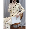 Bộ đồ Pijama ALADY hoa chấm bi lụa Latin mềm mại, nhẹ nhàng, quý phái 340.000₫ 5