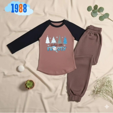 Bộ đồ thun dài tay Giáng Sinh bé gái - Áo nâu tay đen cotton, quần nỉ tăm dày dặn, giá ưu đãi 192.000 9