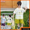 Bộ đồ trẻ em bé trai phong cách Hàn Quốc, áo ngắn tay in vui vẻ và quần short